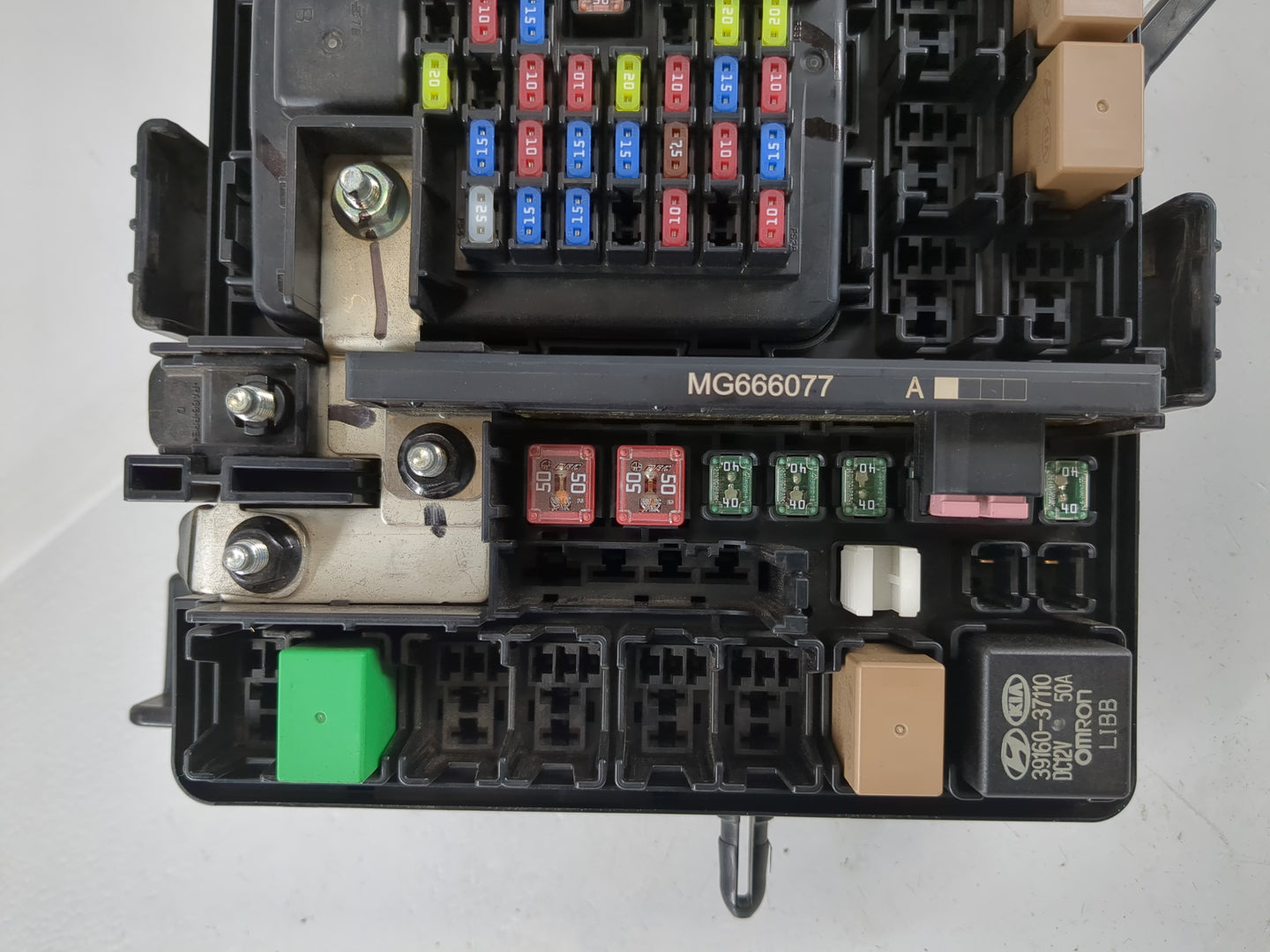 2016-2018 Hyundai Tucson Fusebox Fuse Box Panel Relay Module P/N:91431 D3202 Fits Fits 2016 2017 2018 OEM Used Auto Parts - 