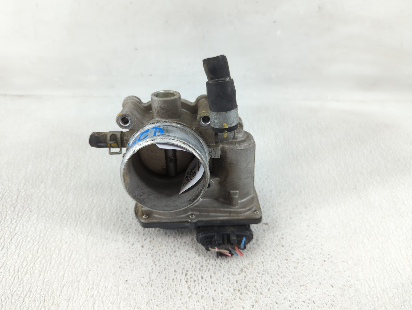 2016-2018 Hyundai Tucson Throttle Body P/N:35100-2B340 Fits Fits 2015 2016 2017 2018 2019 2020 2021 2022 OEM Used Auto Parts