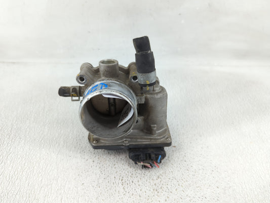 2016-2018 Hyundai Tucson Throttle Body P/N:35100-2B340 Fits Fits 2015 2016 2017 2018 2019 2020 2021 2022 OEM Used Auto Parts