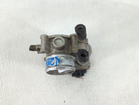 2016-2018 Hyundai Tucson Throttle Body P/N:35100-2B340 Fits Fits 2015 2016 2017 2018 2019 2020 2021 2022 OEM Used Auto Parts