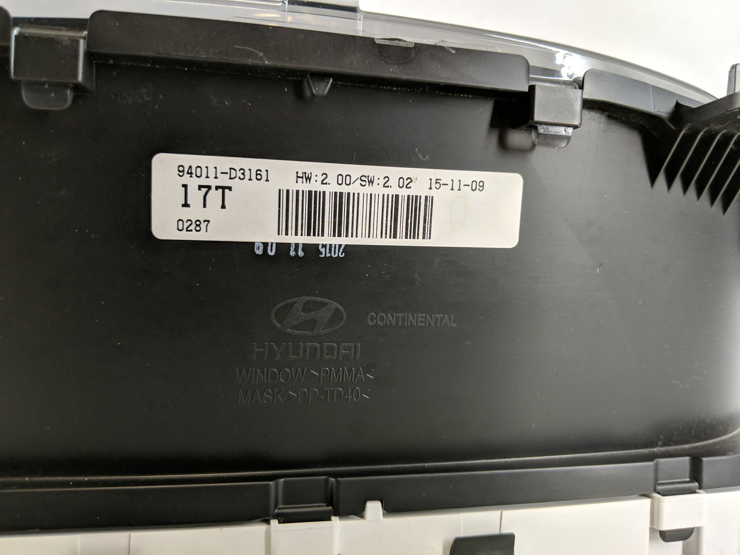 2016-2017 Hyundai Tucson Instrument Cluster Speedometer Gauges P/N:94011-D3161 Fits Fits 2016 2017 OEM Used Auto Parts - Oem