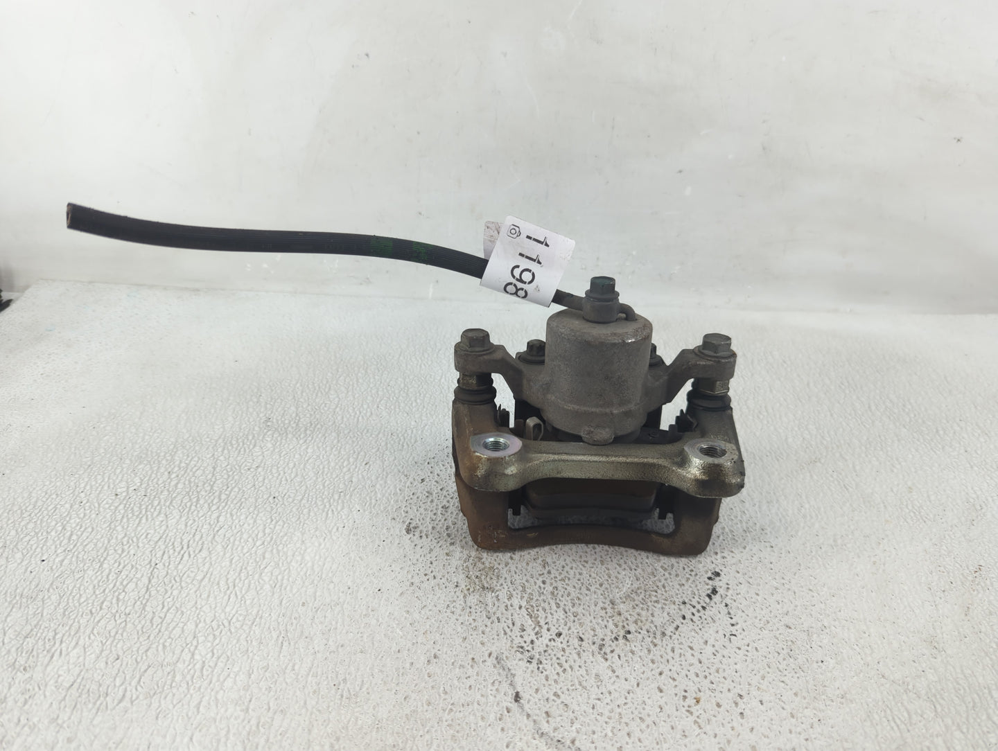 2016-2021 Hyundai Tucson Front Driver Left Brake Caliper - Oemusedautoparts1.com