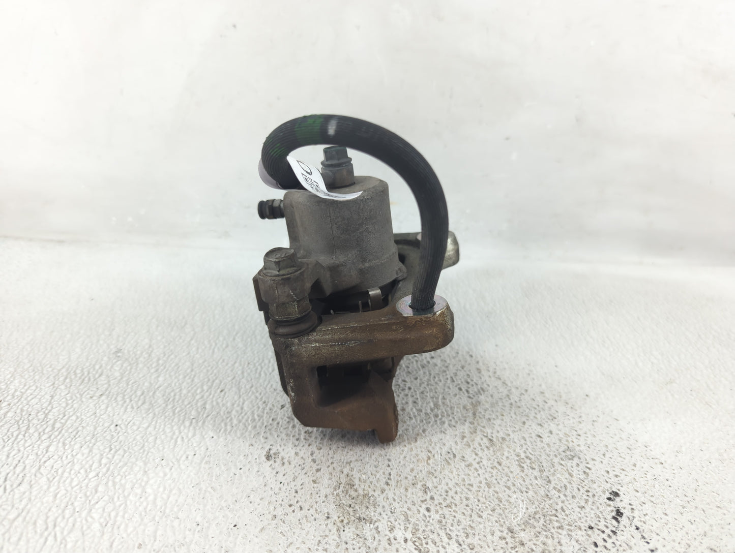 2016-2021 Hyundai Tucson Front Driver Left Brake Caliper - Oemusedautoparts1.com