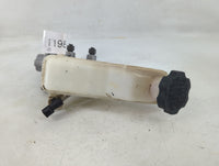 2016-2021 Hyundai Tucson Brake Master Cylinder 1198875 - Oemusedautoparts1.com