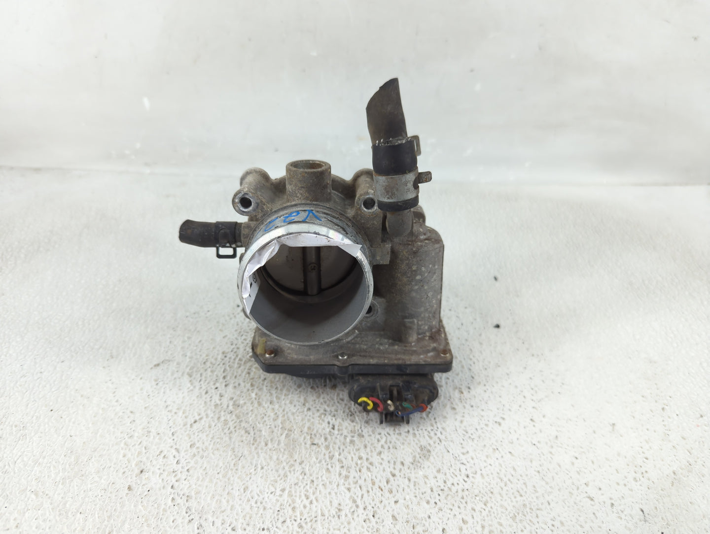 2016-2018 Hyundai Tucson Throttle Body P/N:35100-2B340 Fits Fits 2015 2016 2017 2018 2019 2020 2021 2022 OEM Used Auto Parts