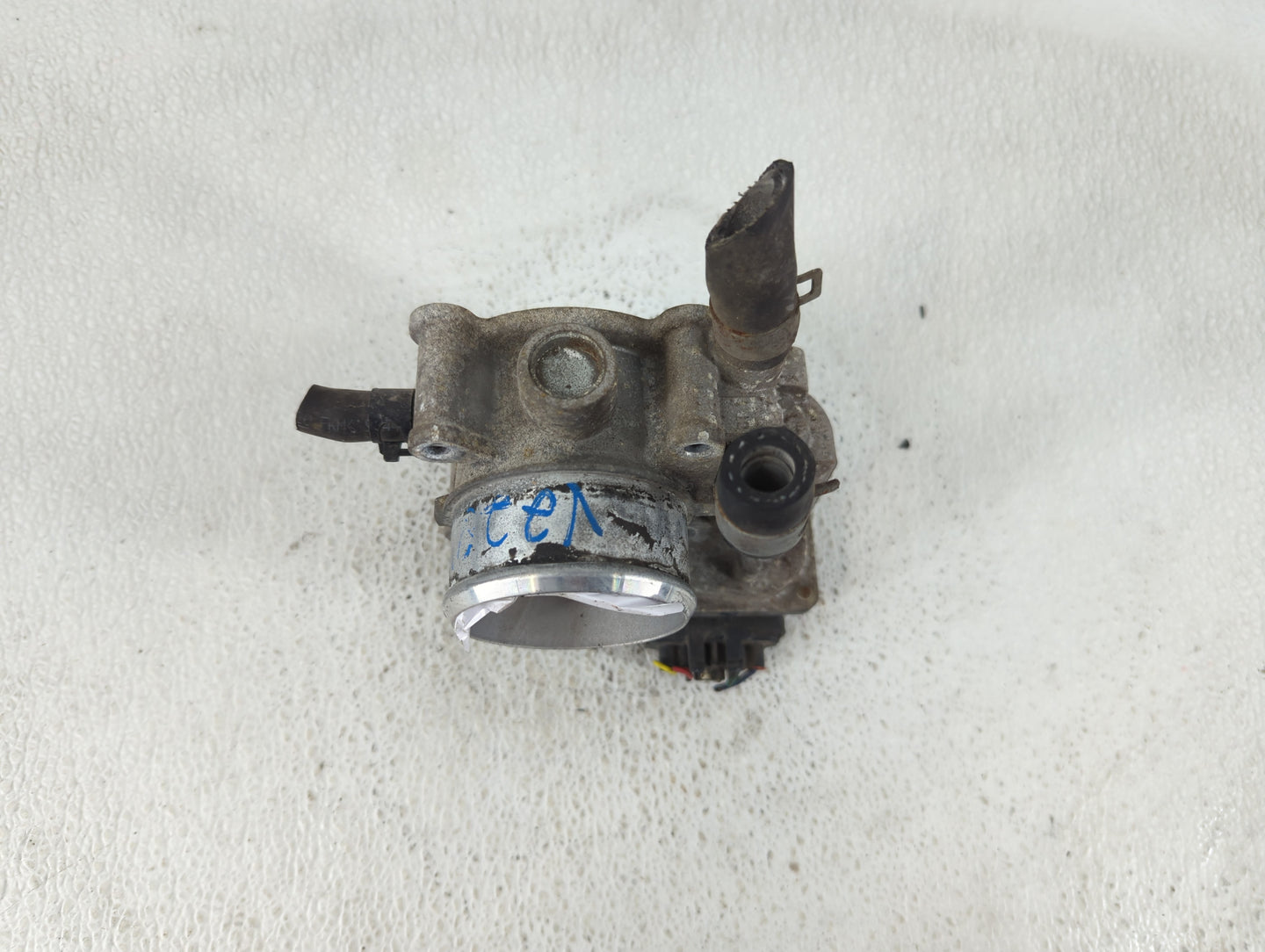 2016-2018 Hyundai Tucson Throttle Body P/N:35100-2B340 Fits Fits 2015 2016 2017 2018 2019 2020 2021 2022 OEM Used Auto Parts