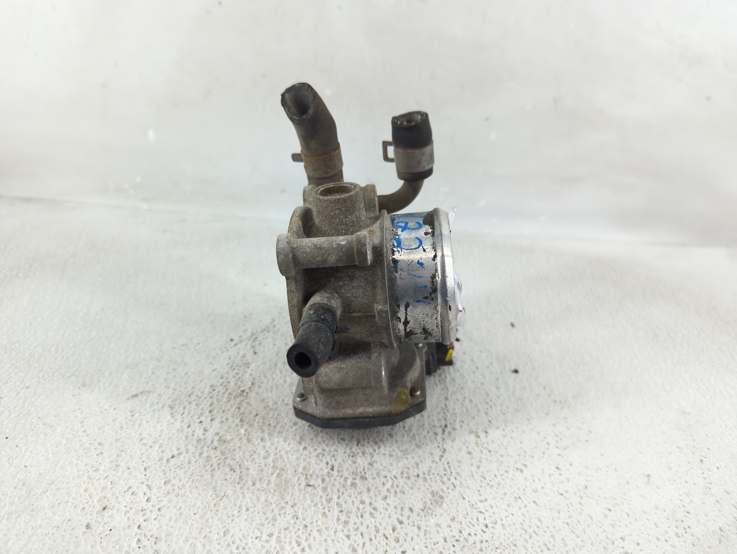 2016-2018 Hyundai Tucson Throttle Body P/N:35100-2B340 Fits Fits 2015 2016 2017 2018 2019 2020 2021 2022 OEM Used Auto Parts