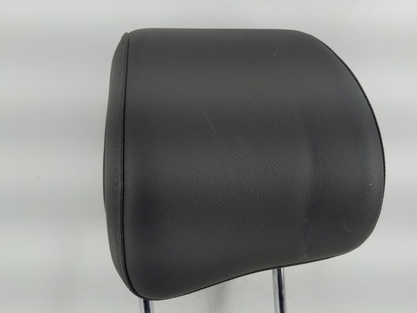 2016 Hyundai Tucson Headrest Head Rest Front Driver Passenger Seat Fits OEM Used Auto Parts - Oemusedautoparts1.com