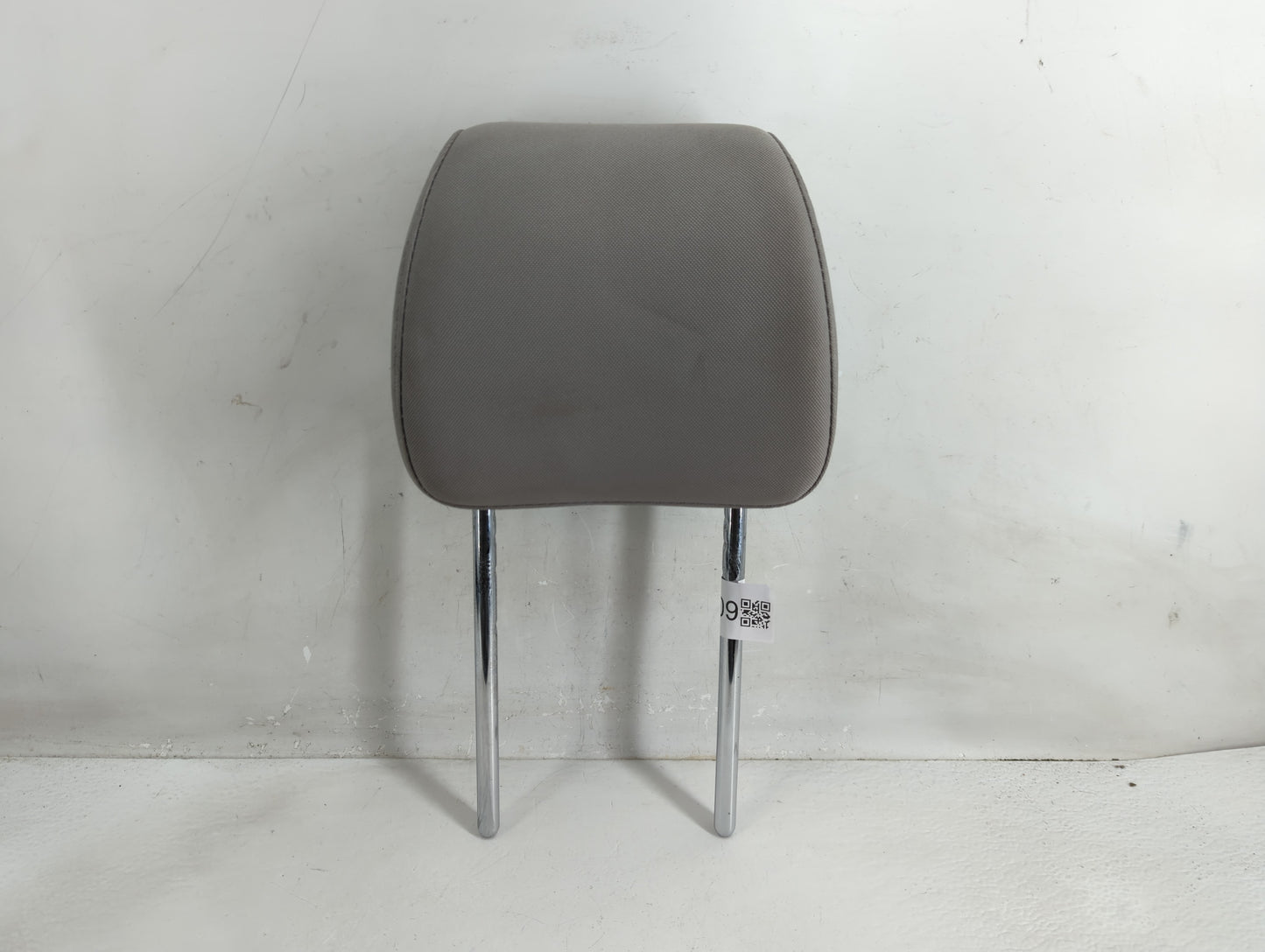 2016 Hyundai Tucson Headrest Head Rest Rear Seat Fits OEM Used Auto Parts - Oemusedautoparts1.com