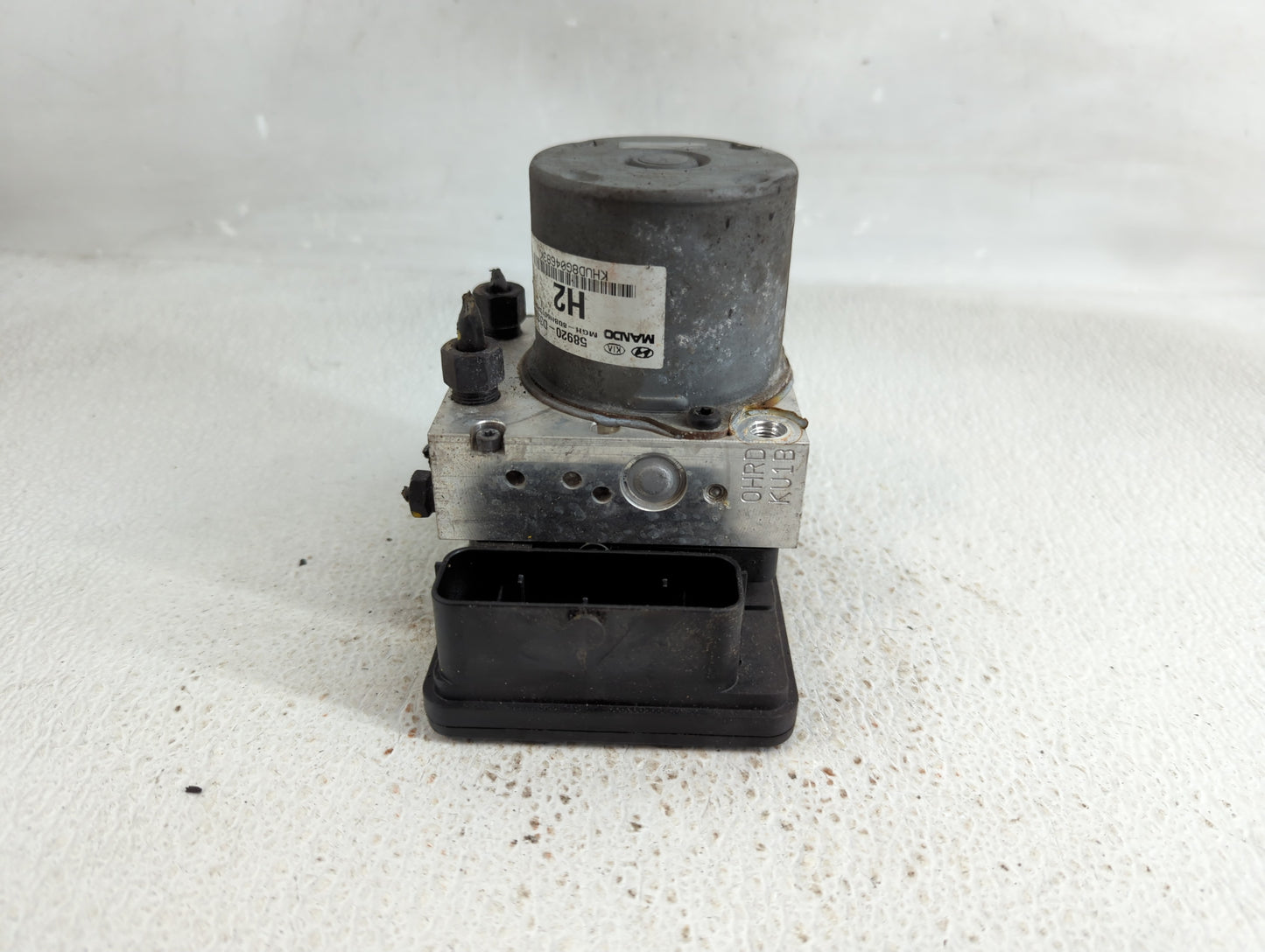 2016-2018 Hyundai Tucson ABS Pump Control Module Replacement P/N:58920-D3100 Fits Fits 2016 2017 2018 OEM Used Auto Parts - 