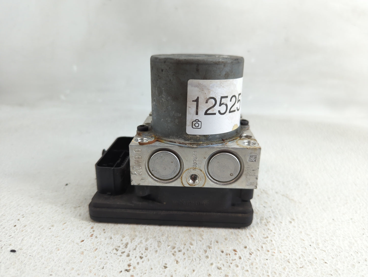 2016-2018 Hyundai Tucson ABS Pump Control Module Replacement P/N:58920-D3100 Fits Fits 2016 2017 2018 OEM Used Auto Parts - 