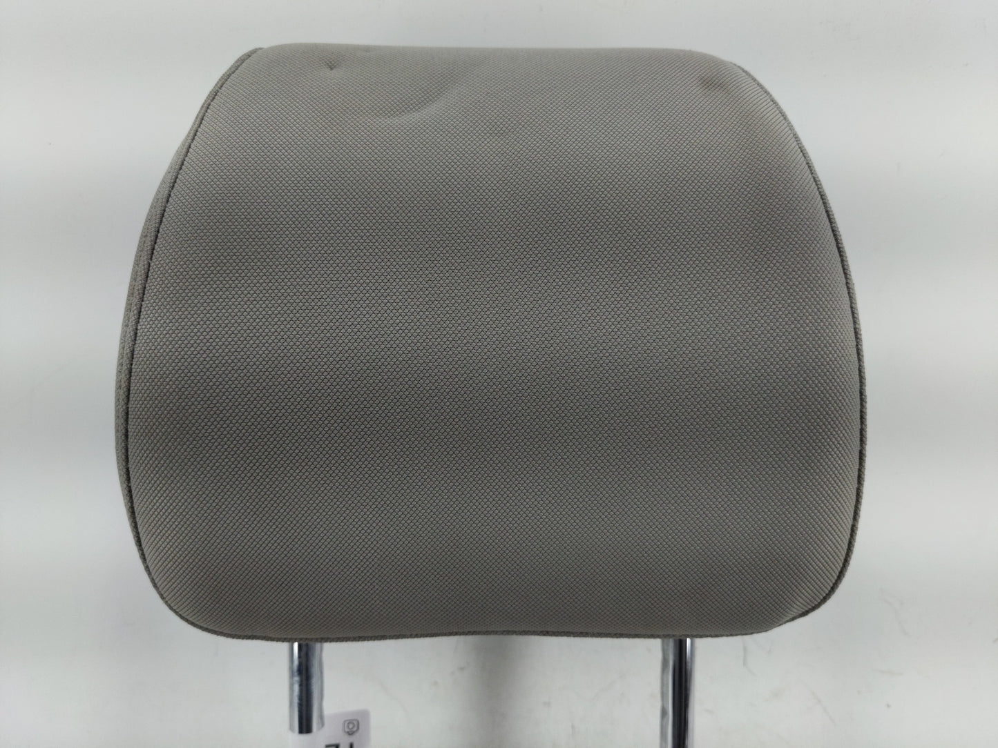 2016 Hyundai Tucson Headrest Head Rest Front Driver Passenger Seat Fits OEM Used Auto Parts - Oemusedautoparts1.com