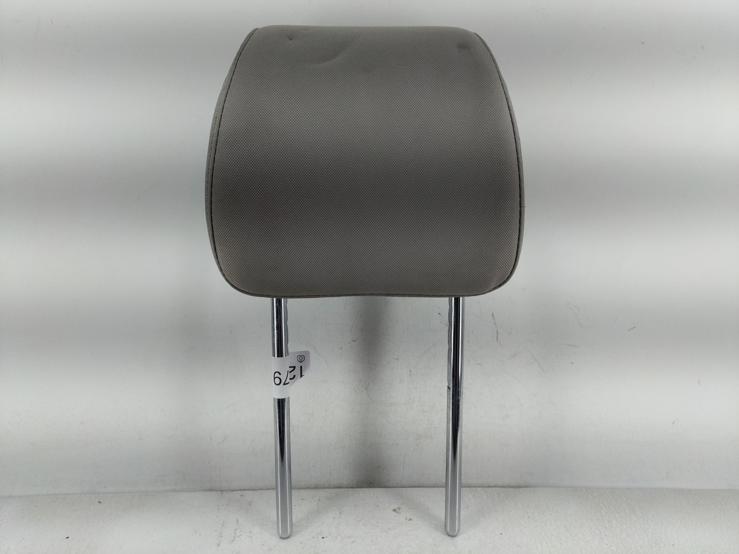 2016 Hyundai Tucson Headrest Head Rest Front Driver Passenger Seat Fits OEM Used Auto Parts - Oemusedautoparts1.com