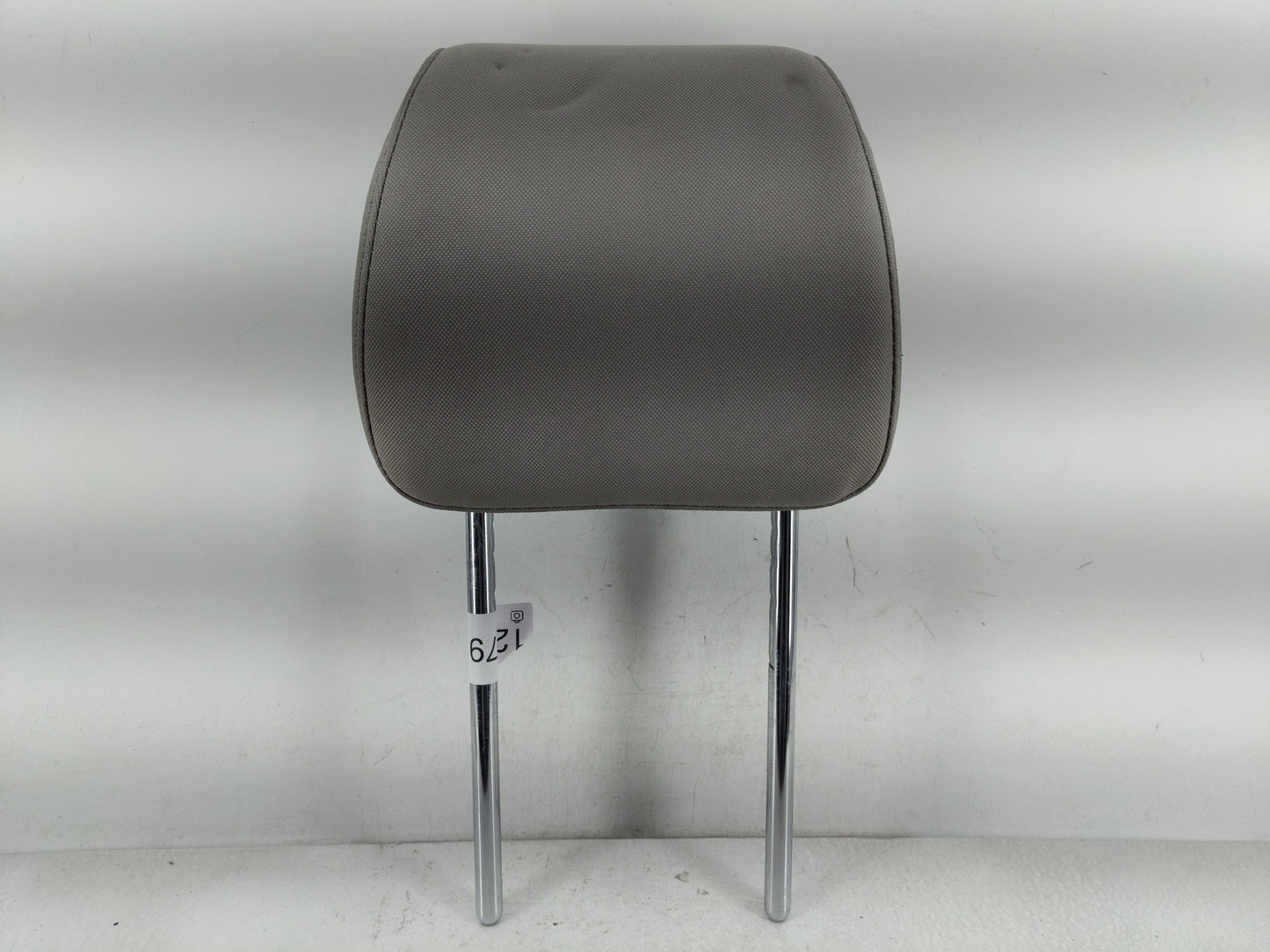 2016 Hyundai Tucson Headrest Head Rest Front Driver Passenger Seat Fits OEM Used Auto Parts - Oemusedautoparts1.com