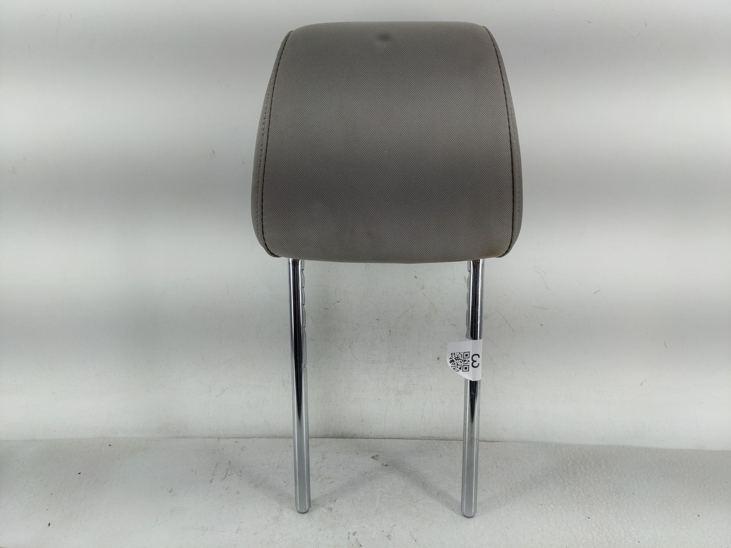 2016 Hyundai Tucson Headrest Head Rest Front Driver Passenger Seat Fits OEM Used Auto Parts - Oemusedautoparts1.com