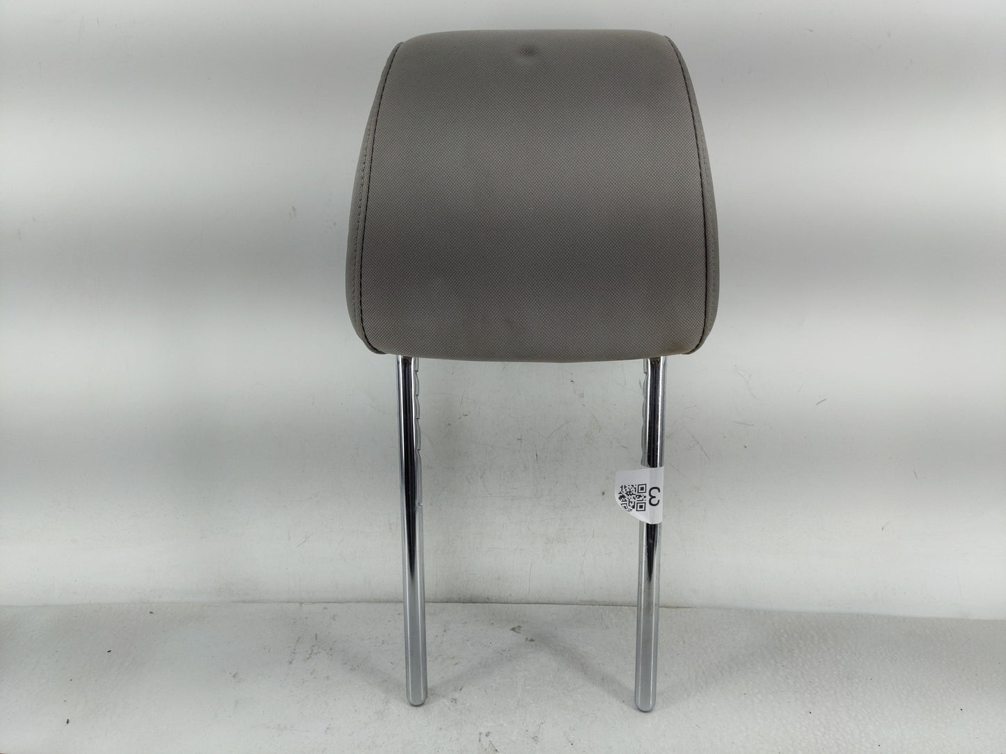 2016 Hyundai Tucson Headrest Head Rest Front Driver Passenger Seat Fits OEM Used Auto Parts - Oemusedautoparts1.com