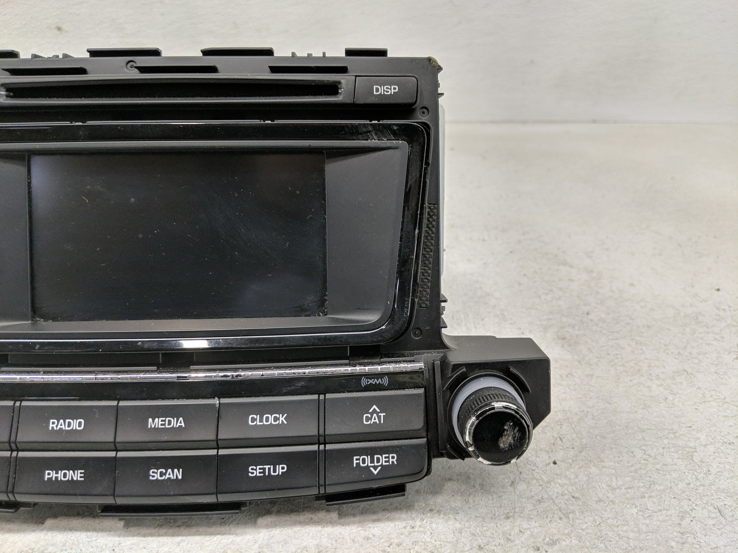 2016-2017 Hyundai Tucson Radio AM FM Cd Player Receiver Replacement P/N:96180-D31004X Fits Fits 2016 2017 OEM Used Auto Part