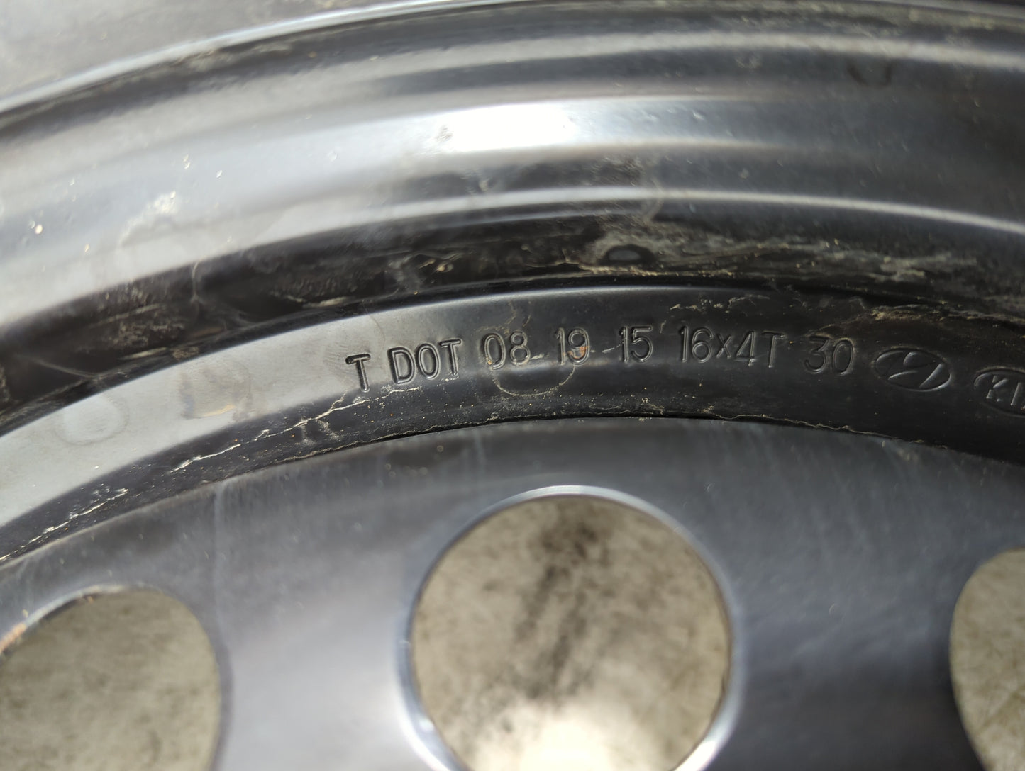 2016-2021 Hyundai Tucson Spare Donut Tire Wheel Rim Oem 1264309 - Oemusedautoparts1.com