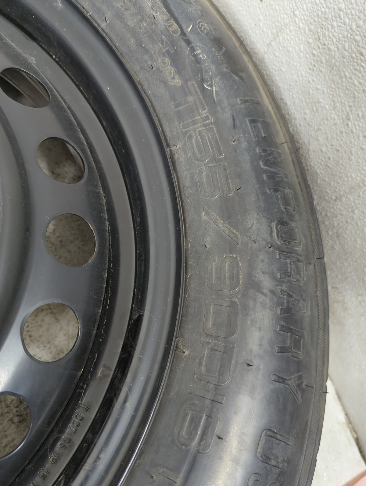 2016-2021 Hyundai Tucson Spare Donut Tire Wheel Rim Oem 1264309 - Oemusedautoparts1.com