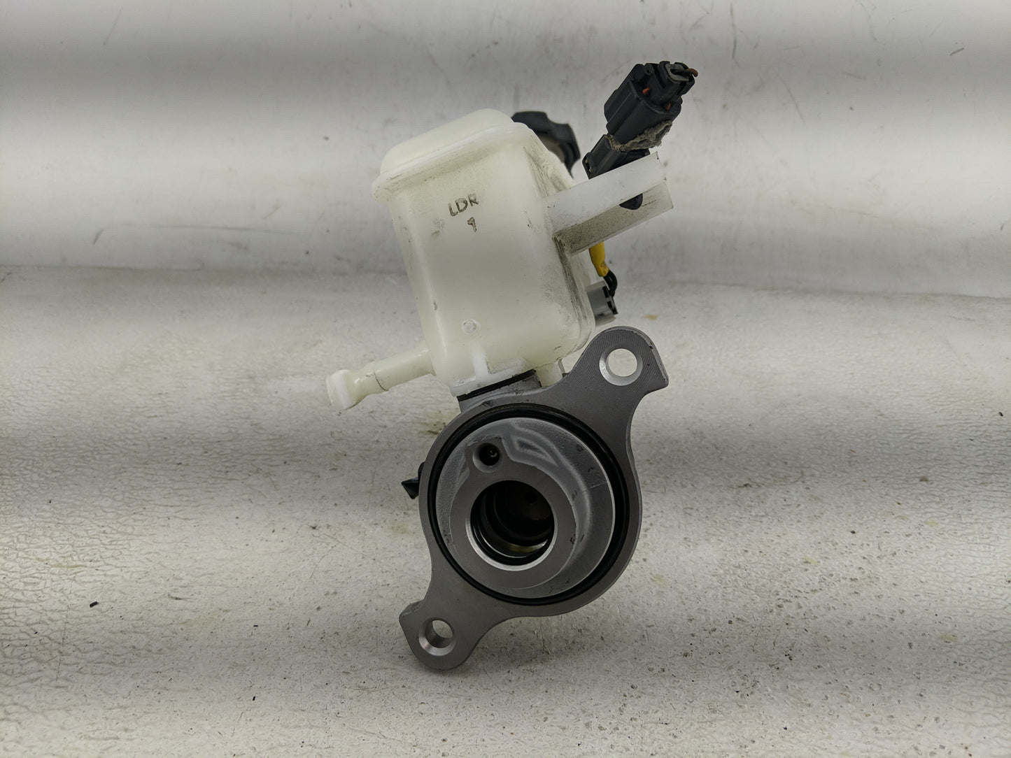 2016 Hyundai Tucson Power Brake Booster Oem - Oemusedautoparts1.com