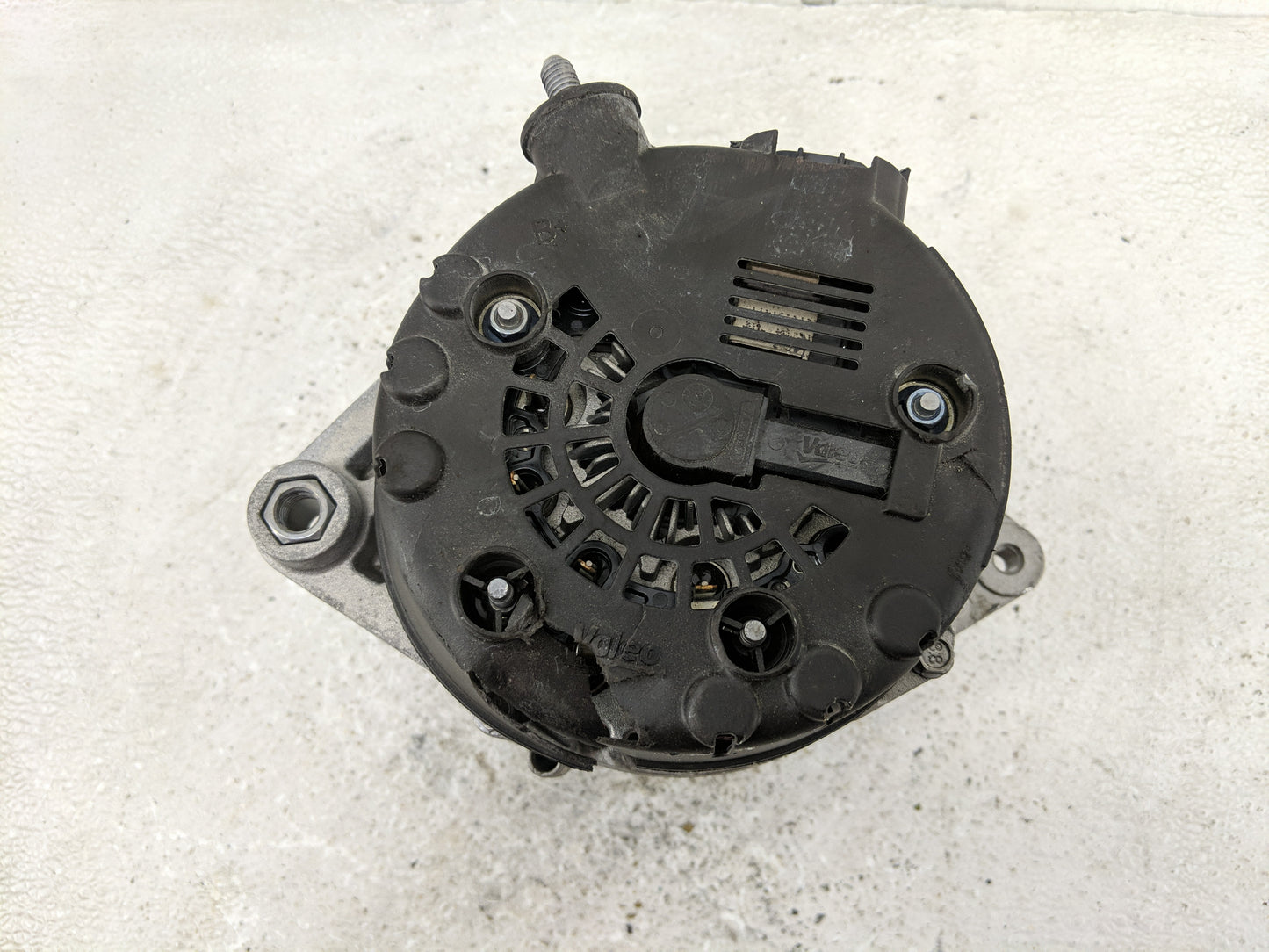 2016-2018 Hyundai Tucson Alternator Replacement Generator Charging Assembly Engine OEM P/N:2622503 37300-2B960 Fits OEM Used