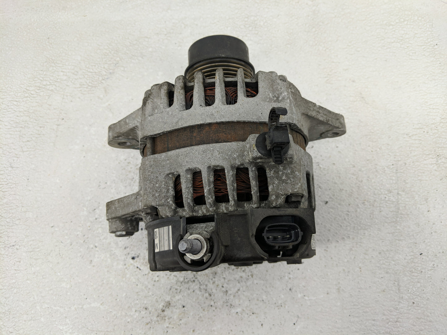 2016-2018 Hyundai Tucson Alternator Replacement Generator Charging Assembly Engine OEM P/N:2622503 37300-2B960 Fits OEM Used