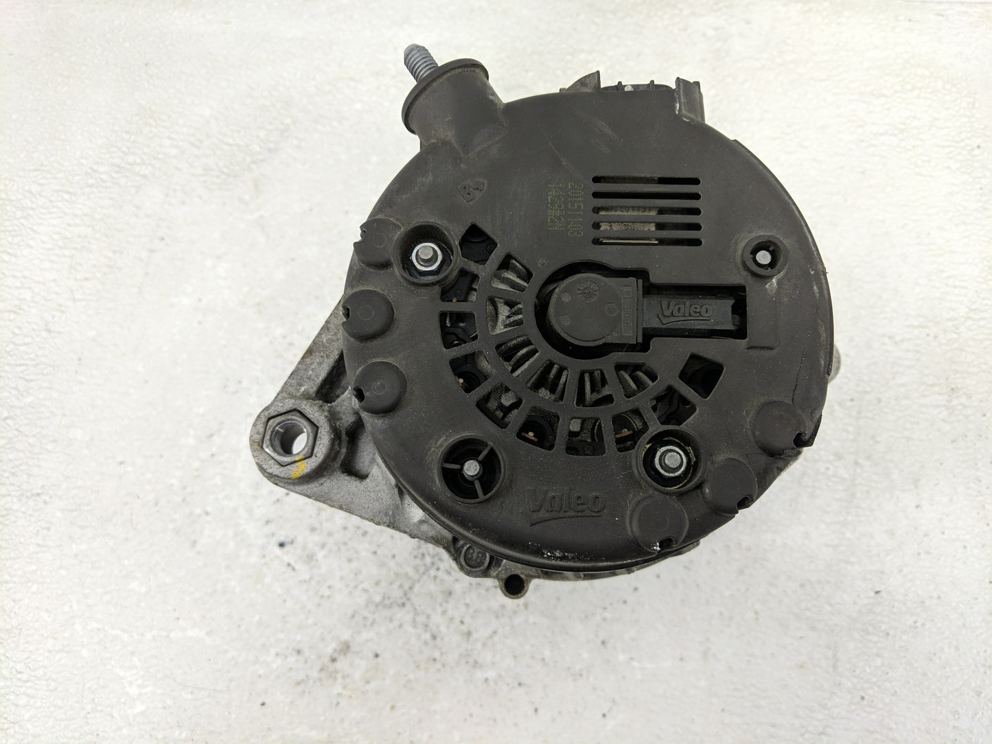 2016-2018 Hyundai Tucson Alternator Replacement Generator Charging Assembly Engine OEM P/N:2622503 37300-2B960 Fits OEM Used