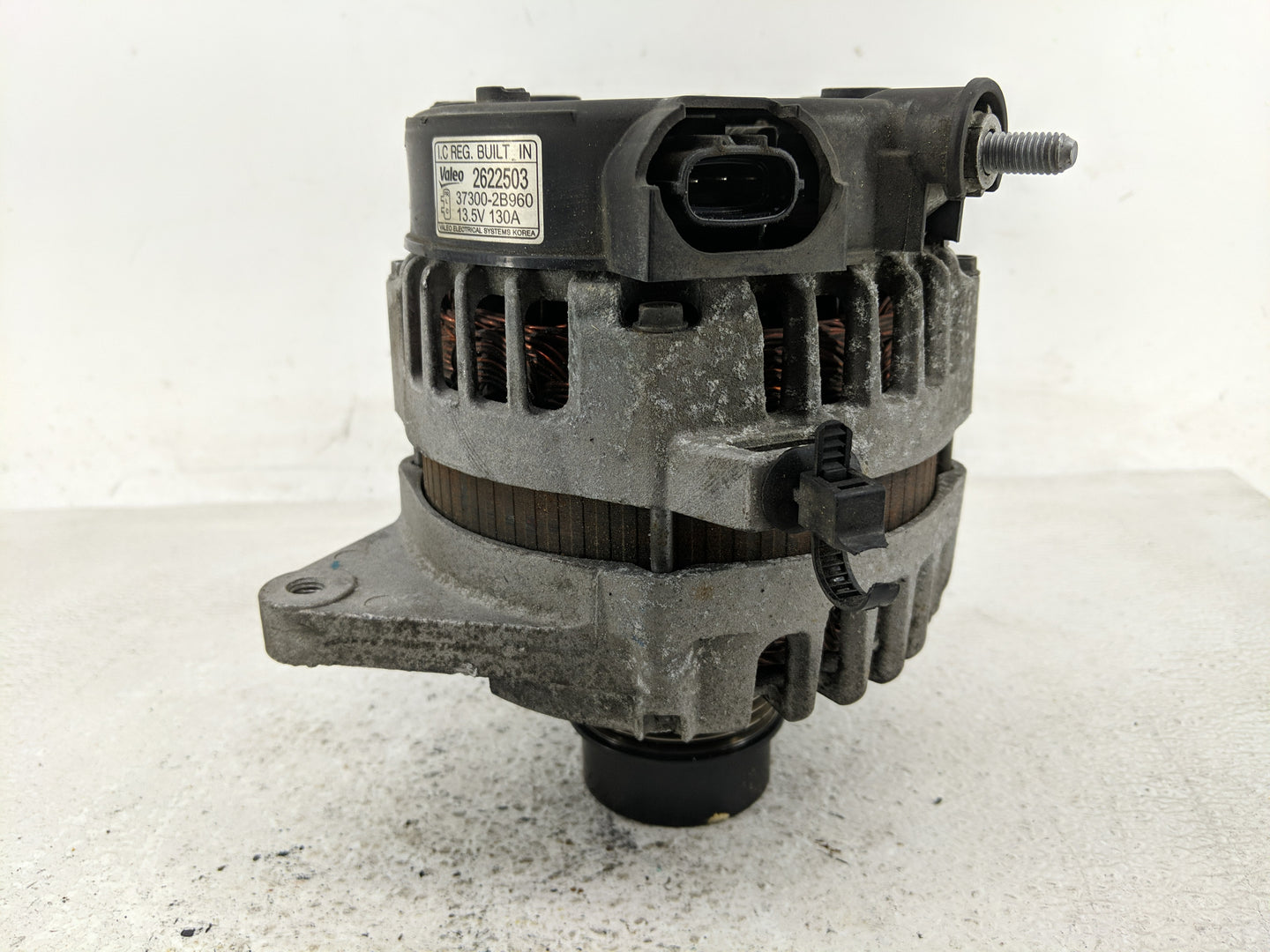 2016-2018 Hyundai Tucson Alternator Replacement Generator Charging Assembly Engine OEM P/N:2622503 37300-2B960 Fits OEM Used