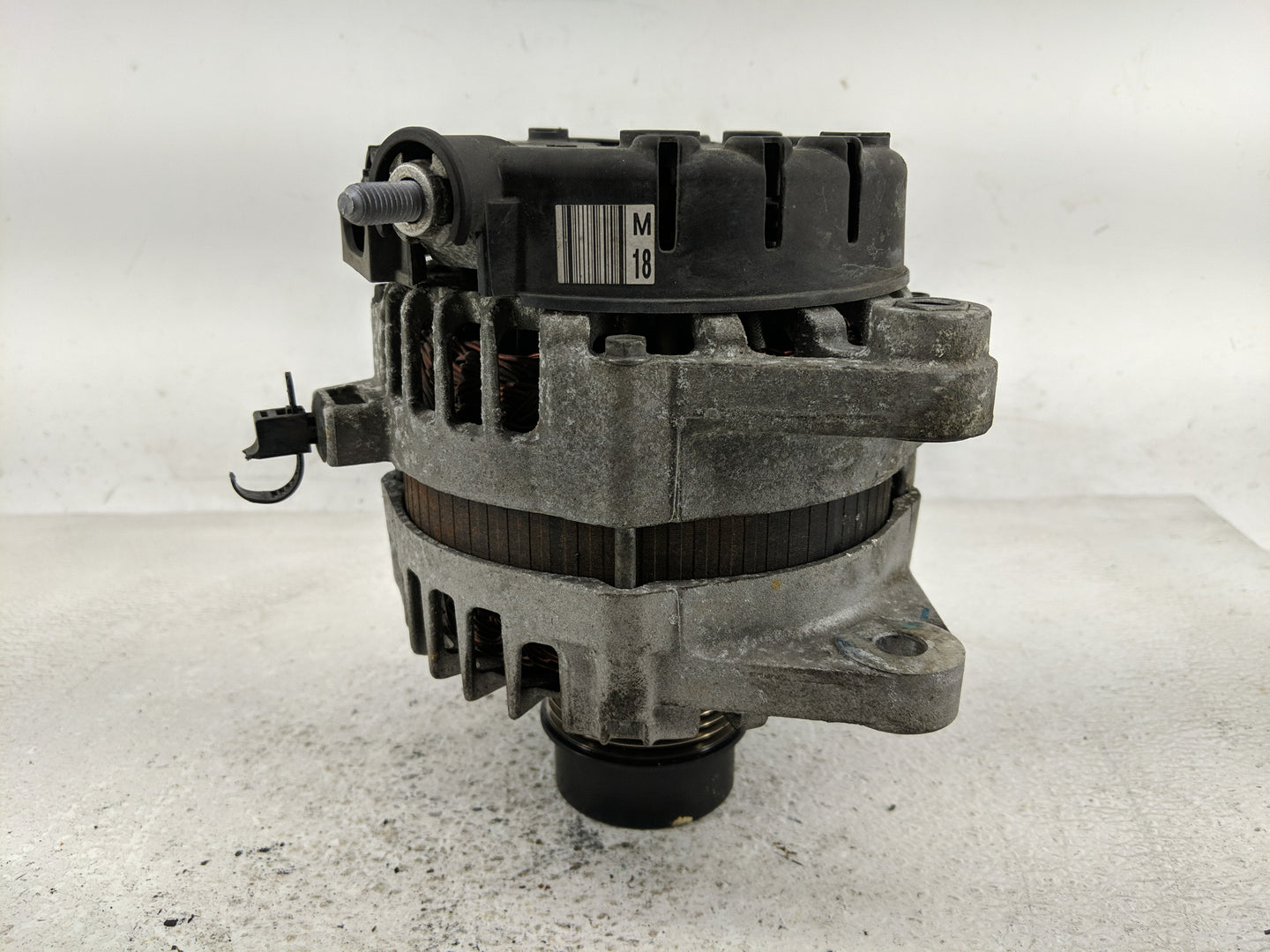 2016-2018 Hyundai Tucson Alternator Replacement Generator Charging Assembly Engine OEM P/N:2622503 37300-2B960 Fits OEM Used