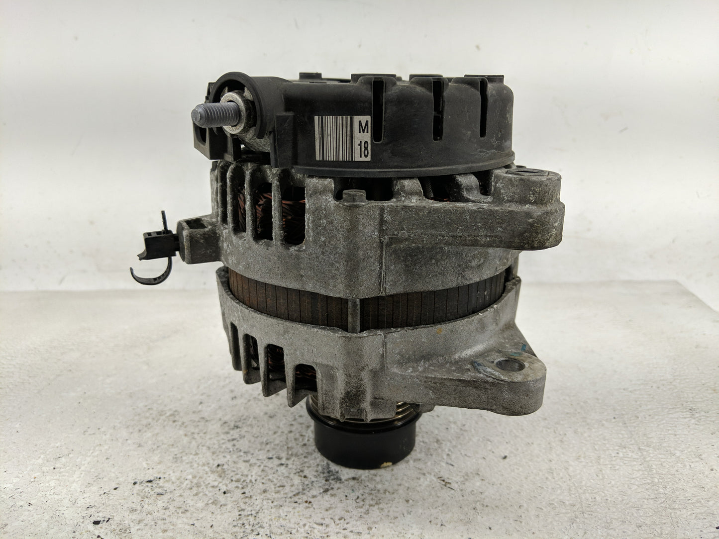 2016-2018 Hyundai Tucson Alternator Replacement Generator Charging Assembly Engine OEM P/N:2622503 37300-2B960 Fits OEM Used