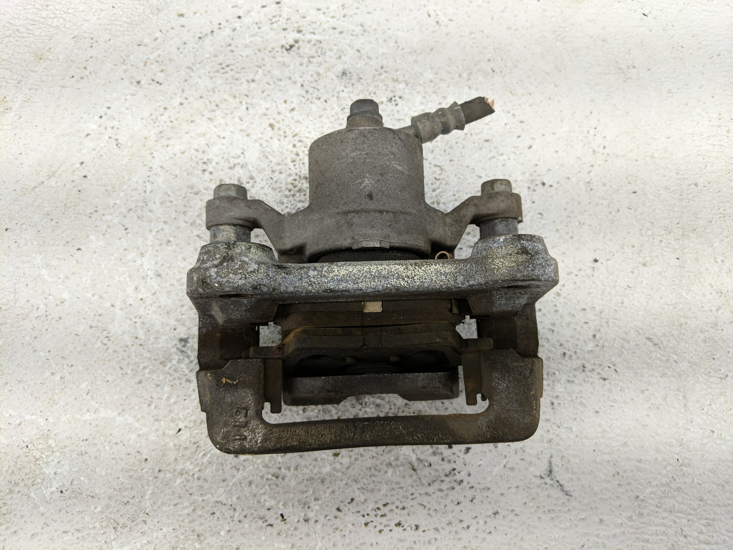 2016-2021 Hyundai Tucson Front Driver Left Brake Caliper - Oemusedautoparts1.com