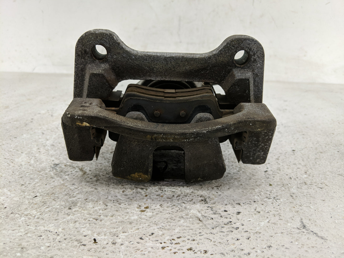 2016-2021 Hyundai Tucson Front Driver Left Brake Caliper - Oemusedautoparts1.com
