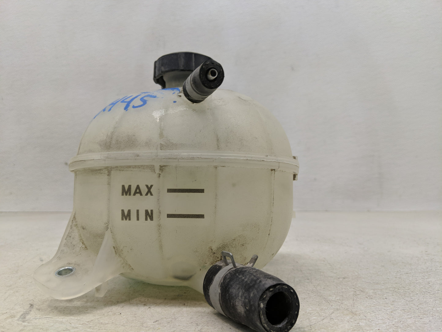 2016-2021 Hyundai Tucson Radiator Coolant Overflow Expansion Tank Bottle 1313083 - Oemusedautoparts1.com
