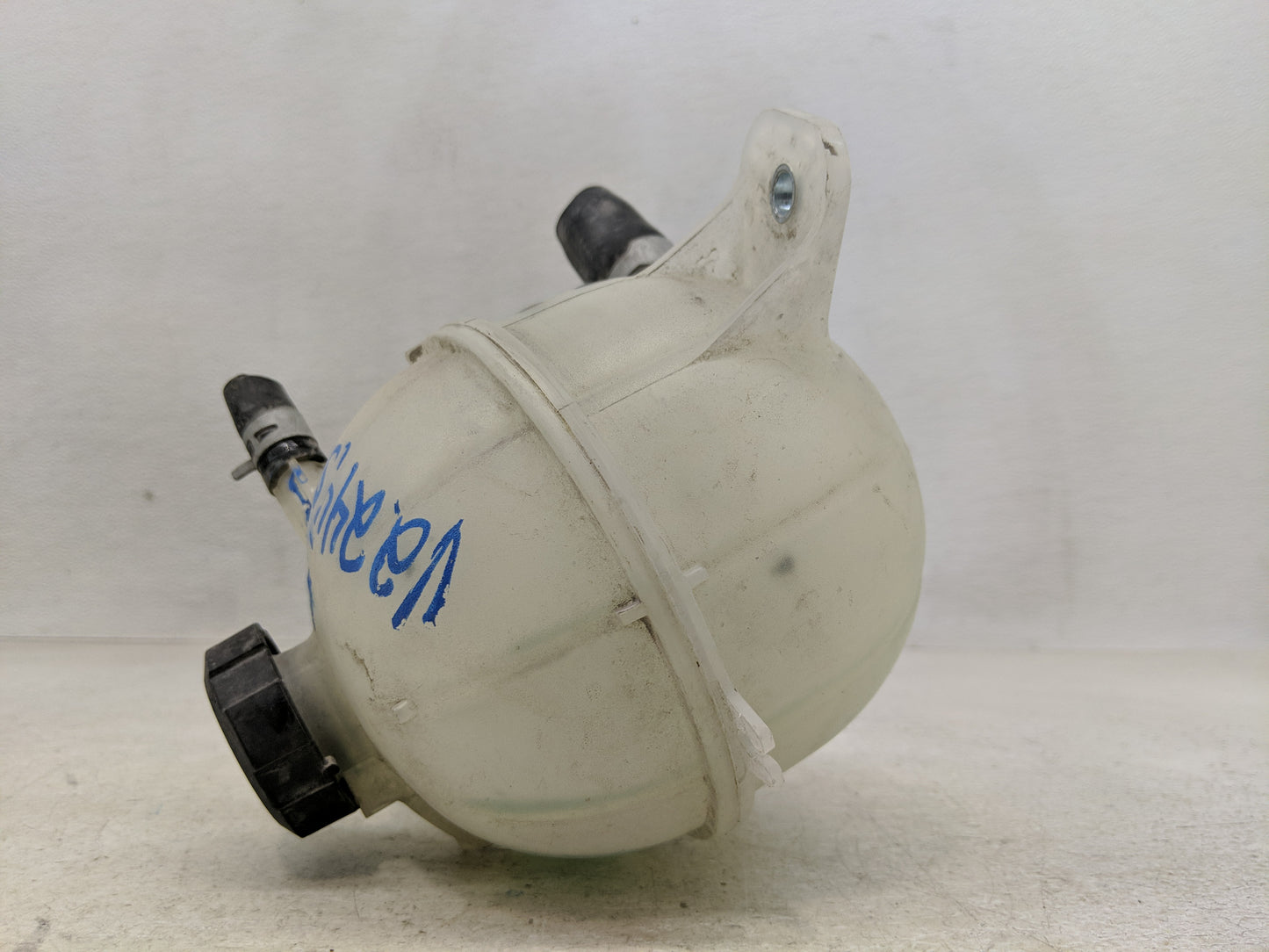 2016-2021 Hyundai Tucson Radiator Coolant Overflow Expansion Tank Bottle 1313083 - Oemusedautoparts1.com