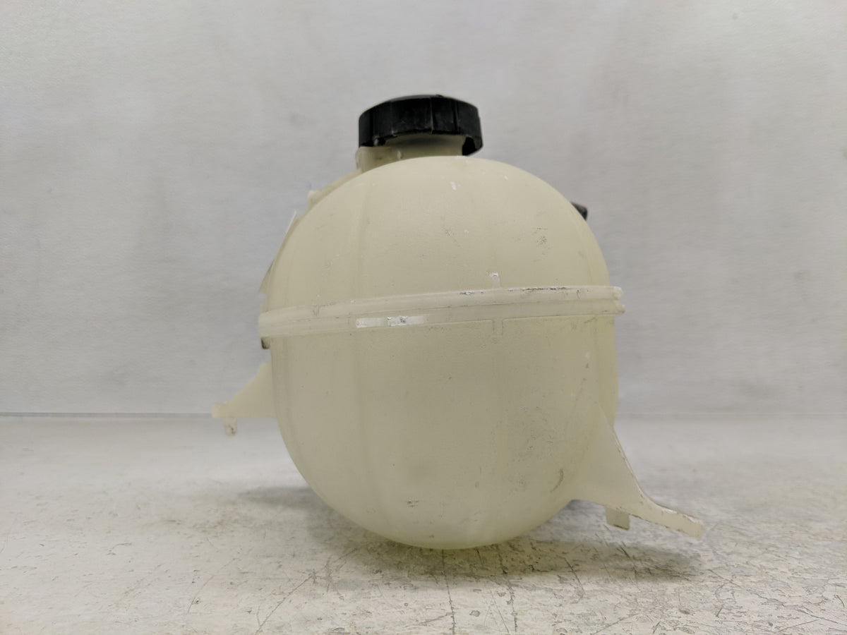 2016-2021 Hyundai Tucson Radiator Coolant Overflow Expansion Tank Bottle 1313144 - Oemusedautoparts1.com
