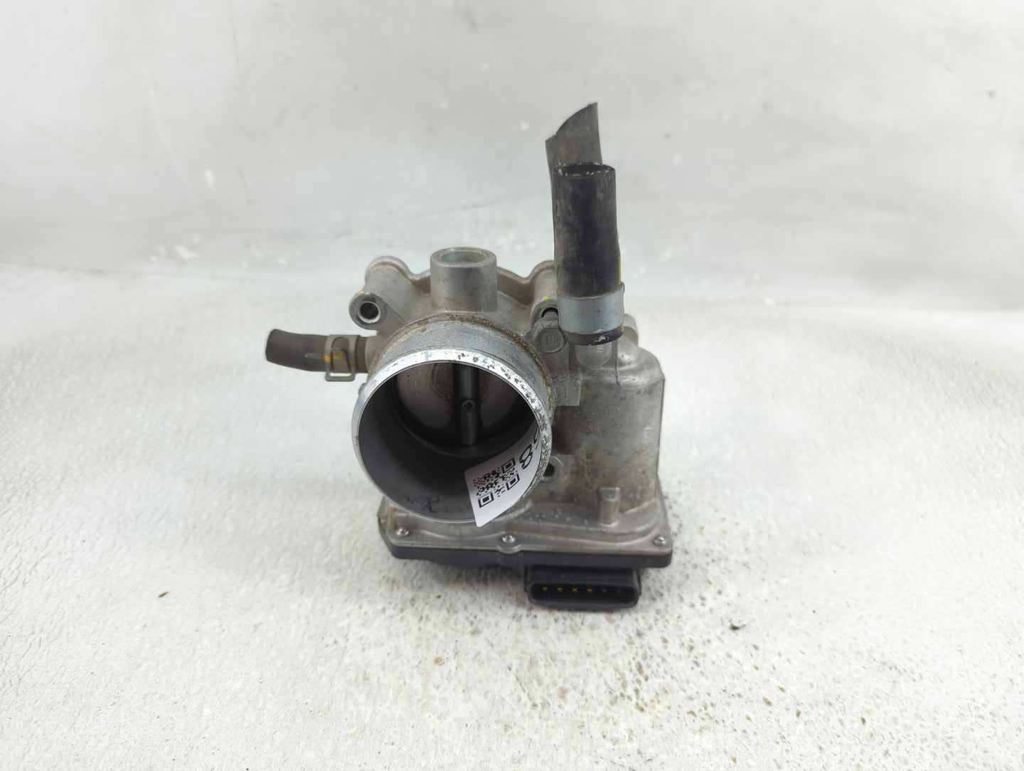 2016-2018 Hyundai Tucson Throttle Body P/N:35100-2B340 Fits Fits 2015 2016 2017 2018 2019 2020 2021 2022 OEM Used Auto Parts