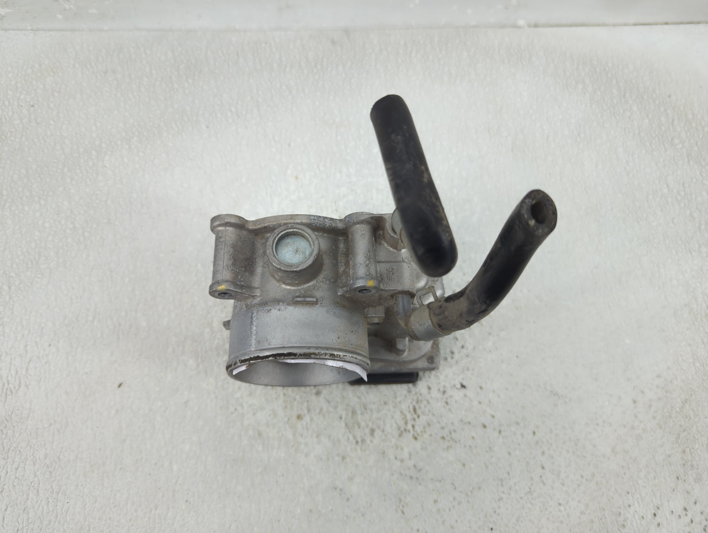 2014-2021 Hyundai Tucson Throttle Body P/N:35100-2E000 Fits Fits 2011 2012 2013 2014 2015 2016 2017 2018 2019 2020 2021 OEM 