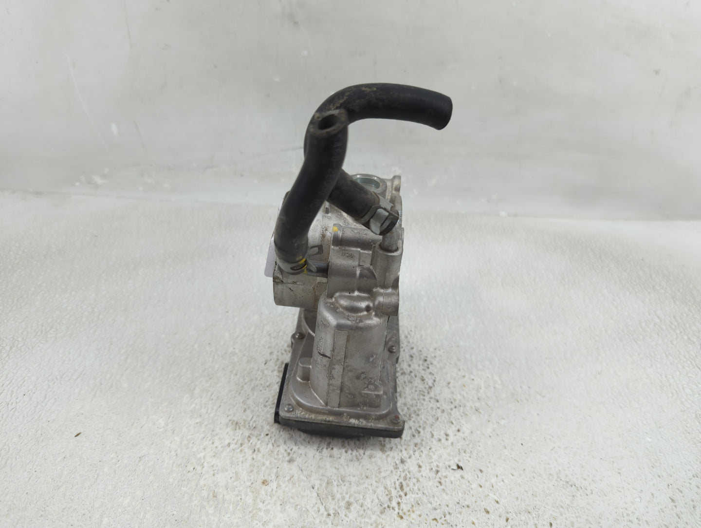 2014-2021 Hyundai Tucson Throttle Body P/N:35100-2E000 Fits Fits 2011 2012 2013 2014 2015 2016 2017 2018 2019 2020 2021 OEM 