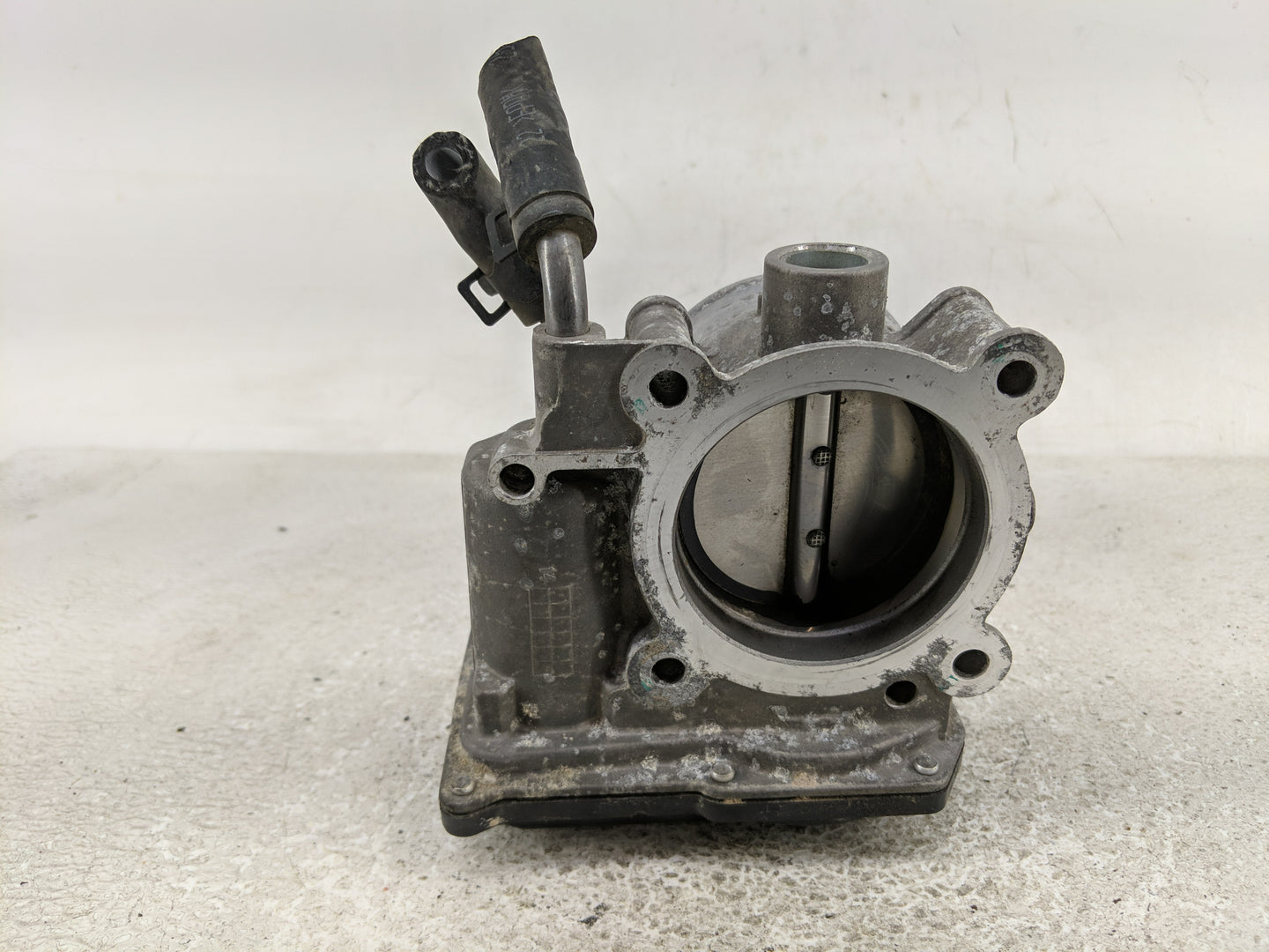 2014-2021 Hyundai Tucson Throttle Body P/N:35106-2E000 Fits Fits 2011 2012 2013 2014 2015 2016 2017 2018 2019 2020 2021 OEM 