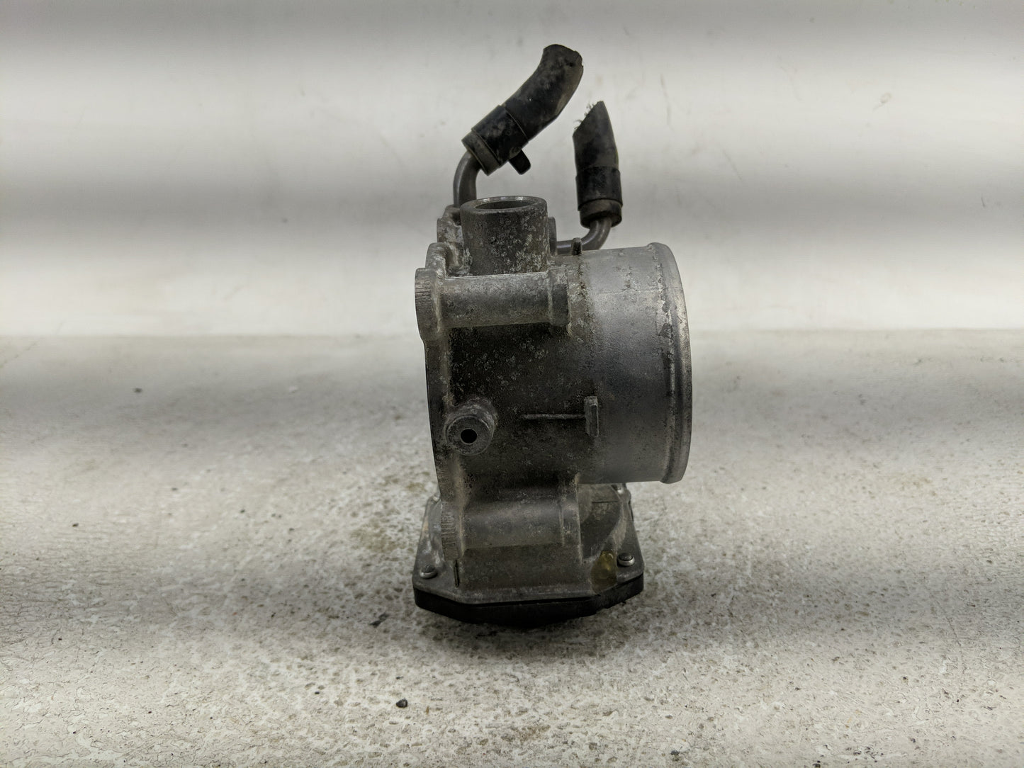 2014-2021 Hyundai Tucson Throttle Body P/N:35106-2E000 Fits Fits 2011 2012 2013 2014 2015 2016 2017 2018 2019 2020 2021 OEM 