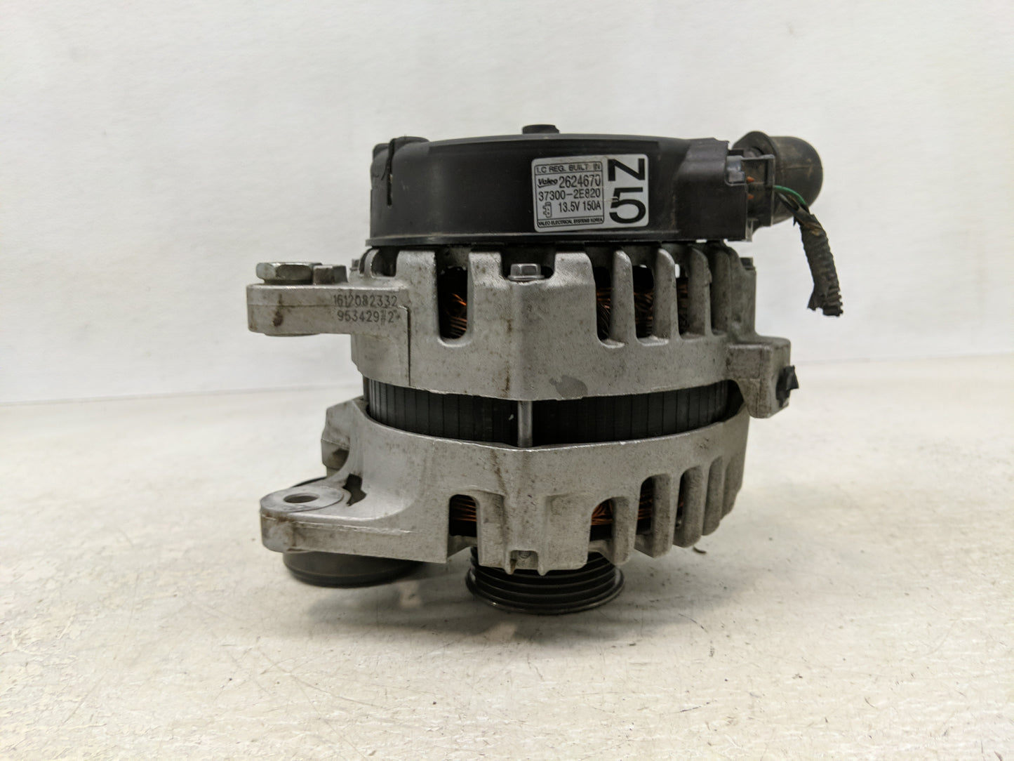 2016-2021 Hyundai Tucson Alternator Replacement Generator Charging Assembly Engine OEM P/N:37300-2E820 2624670 Fits OEM Used