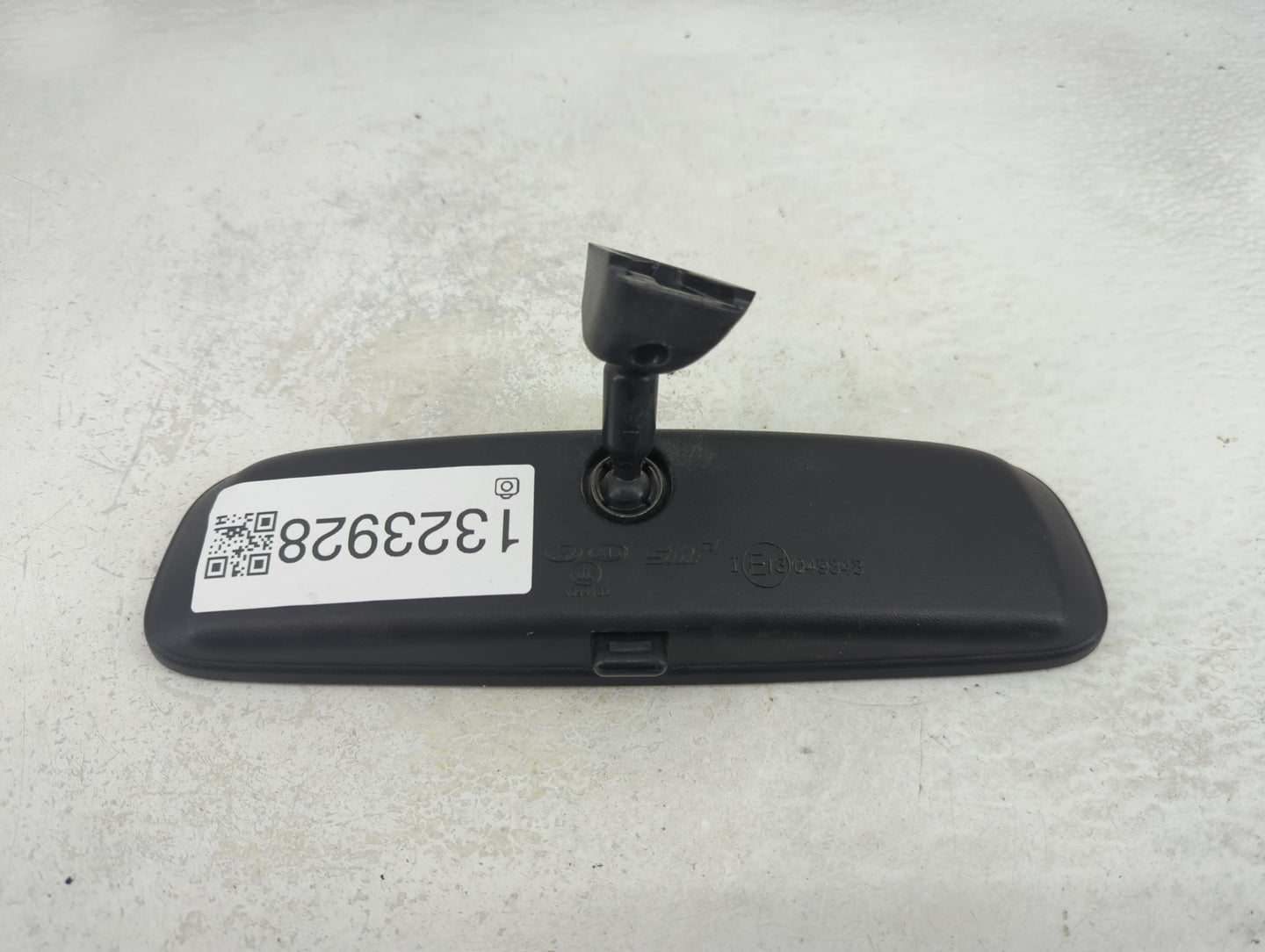 2010-2021 Hyundai Tucson Interior Rear View Mirror Replacement OEM Fits OEM Used Auto Parts - Oemusedautoparts1.com