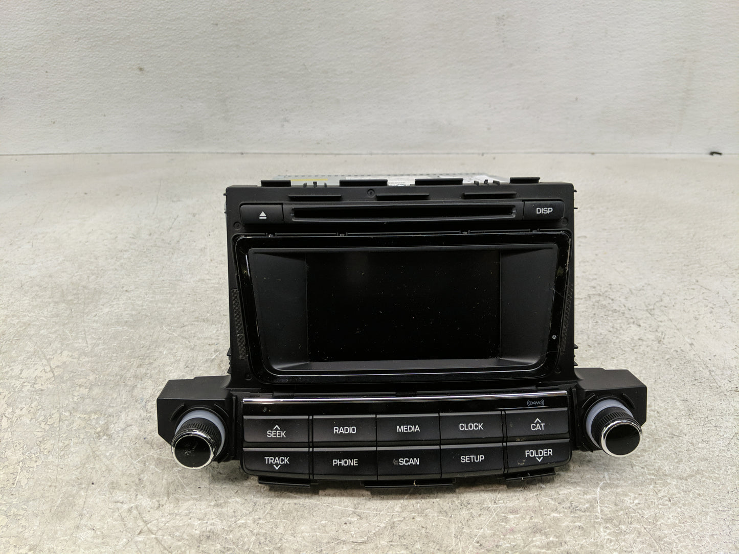 2016-2017 Hyundai Tucson Radio AM FM Cd Player Receiver Replacement P/N:96180-D31004X Fits Fits 2016 2017 OEM Used Auto Part