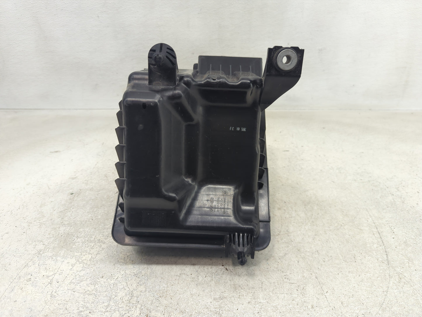 2016-2018 Hyundai Tucson Air Cleaner Intake-duct Hose Tube - Oemusedautoparts1.com