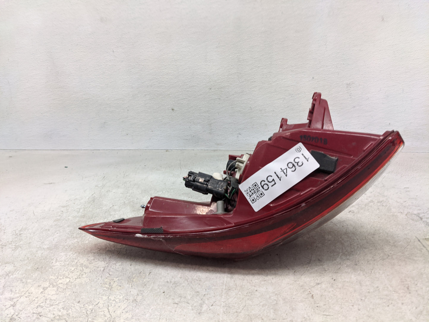 2016-2018 Hyundai Tucson Tail Light Assembly Passenger Right OEM P/N:92402-D30 Fits Fits 2016 2017 2018 OEM Used Auto Parts 