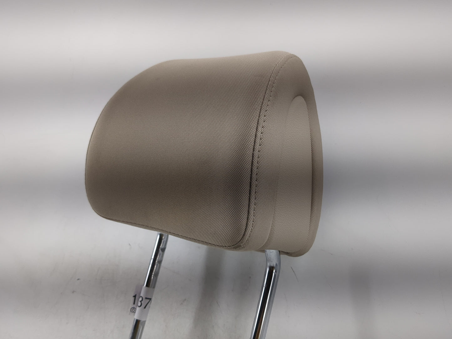 2016-2018 Hyundai Tucson Headrest Head Rest Front Driver Passenger Seat - Oemusedautoparts1.com