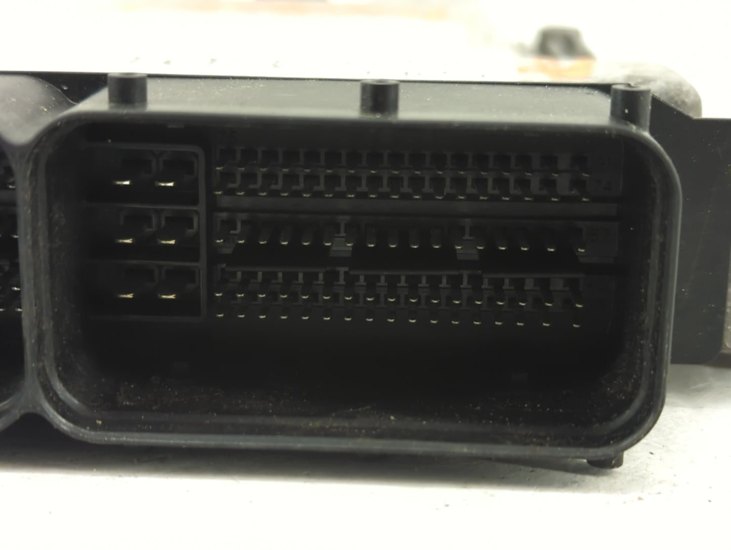 2016-2018 Hyundai Tucson PCM Engine Control Computer ECU ECM PCU OEM P/N:39133-2ETA2 Fits Fits 2016 2017 2018 OEM Used Auto 