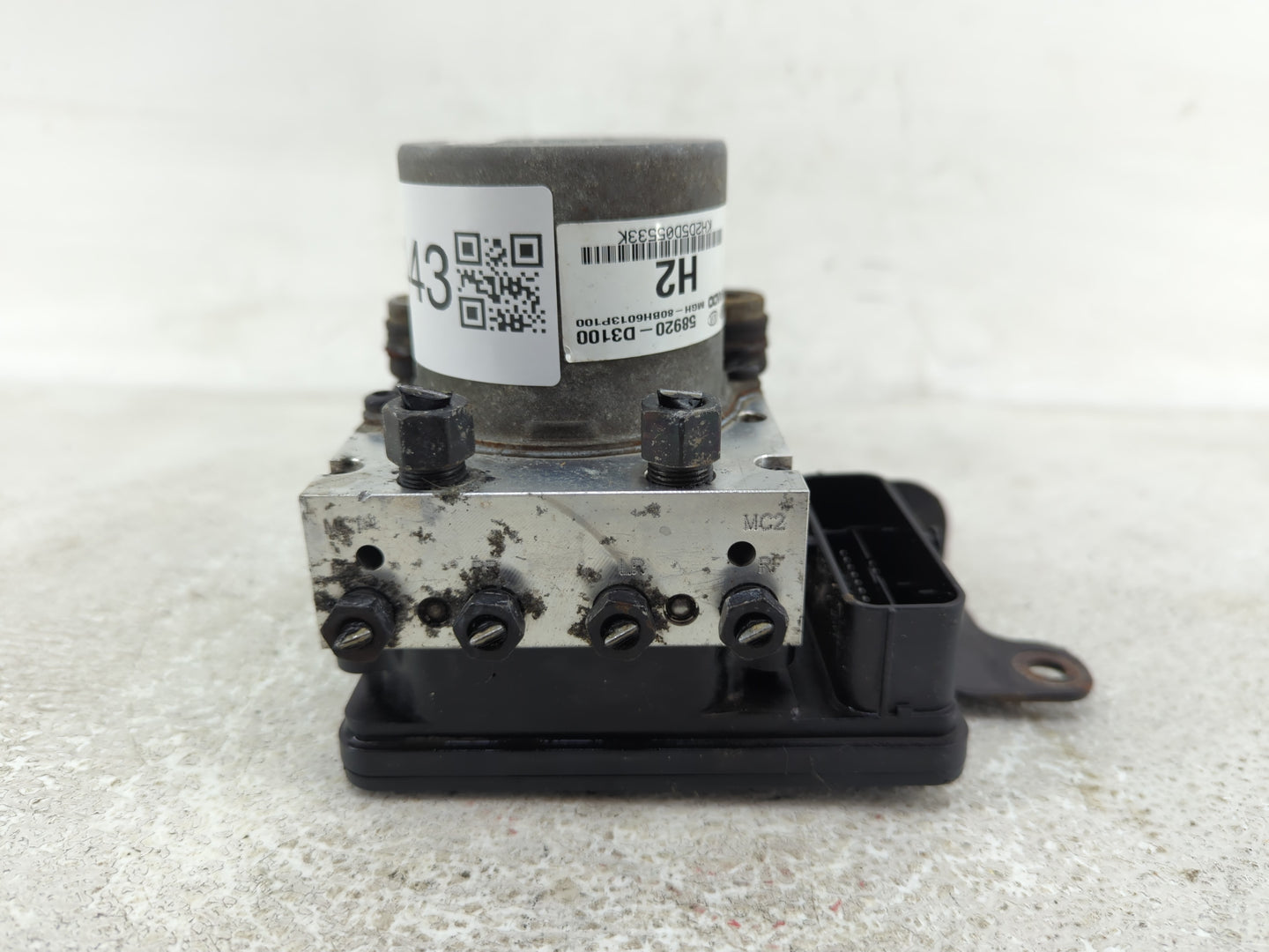 2016-2018 Hyundai Tucson ABS Pump Control Module Replacement P/N:58920-D3100 BH6013P100 Fits Fits 2016 2017 2018 OEM Used Au