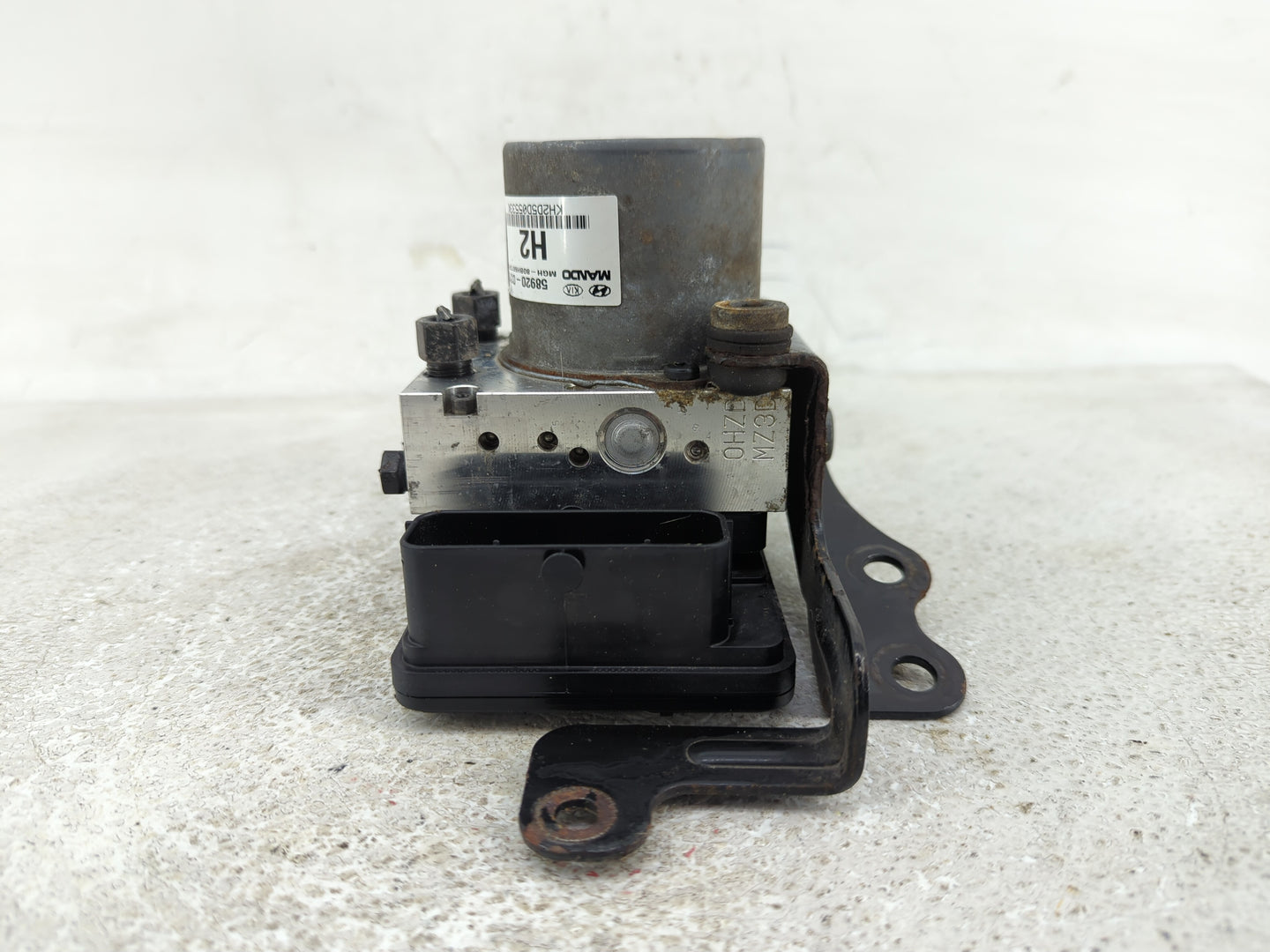 2016-2018 Hyundai Tucson ABS Pump Control Module Replacement P/N:58920-D3100 BH6013P100 Fits Fits 2016 2017 2018 OEM Used Au