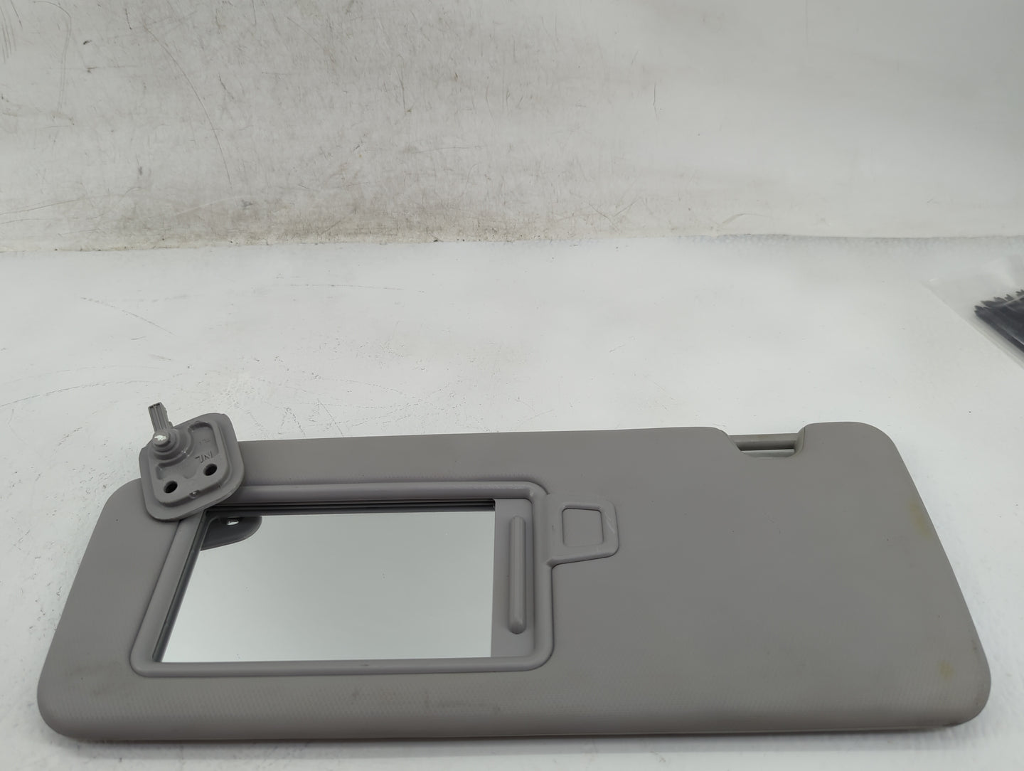 2016-2021 Hyundai Tucson Sun Visor Shade Replacement Passenger Right Mirror Fits Fits 2016 2017 2018 2019 2020 2021 OEM Used